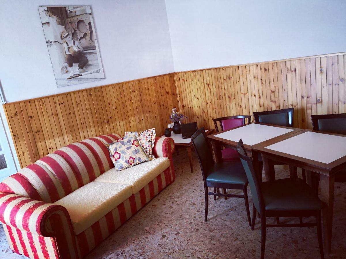 Corte Dal Castello Localita Termale Colà Екстериор снимка