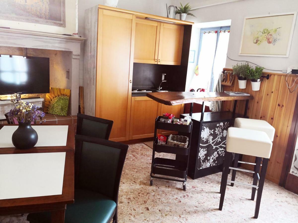 Corte Dal Castello Localita Termale Colà Екстериор снимка